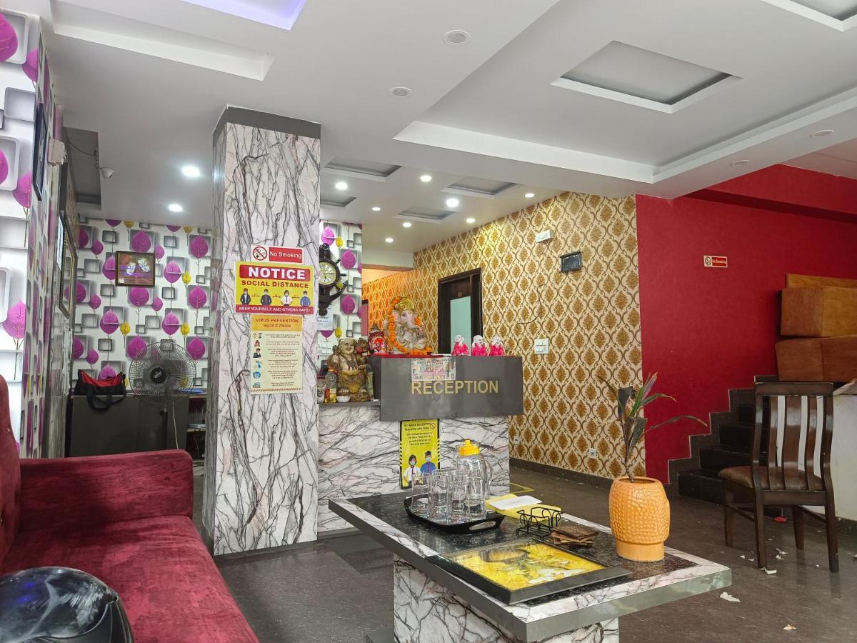 Star - Delhi Airport Couette-café New Delhi